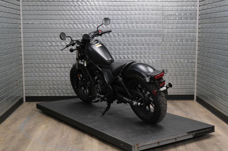 NEW 2026 HONDA REBEL 300 ECLUTCH Image 5