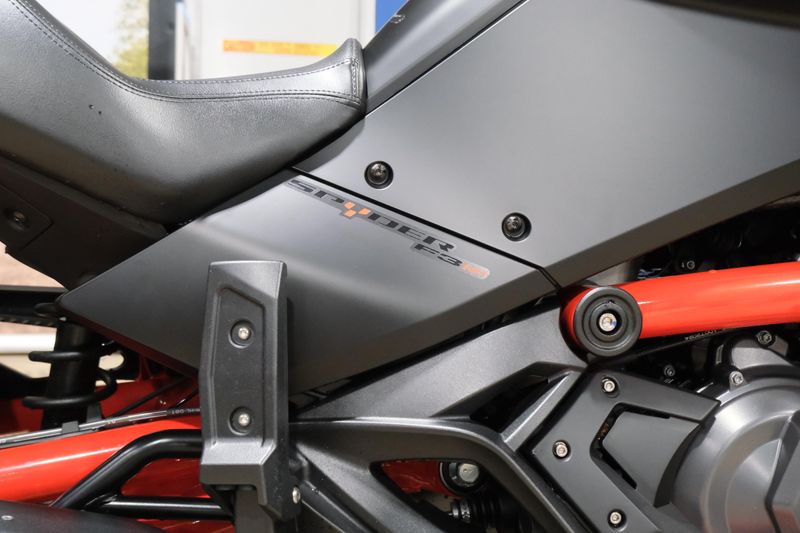 NEW 2026 CAN-AM SPYDER F3S Image 11