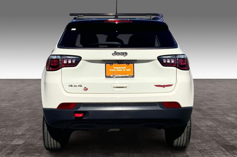 2020 Jeep Compass Trailhawk photo 2