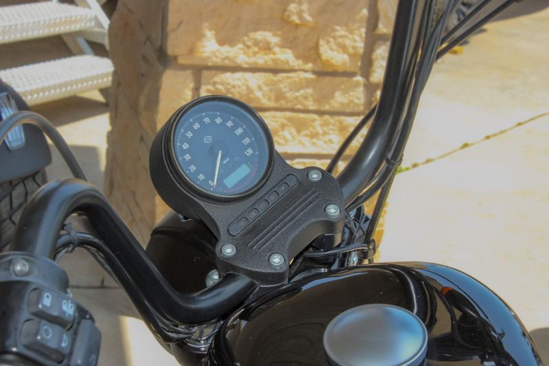 2018 HARLEY SPORTSTER IRON 1200 Image 13