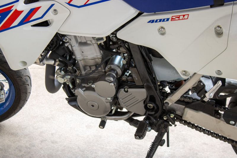 USED 2023 SUZUKI DRZ400SM BASE Image 18