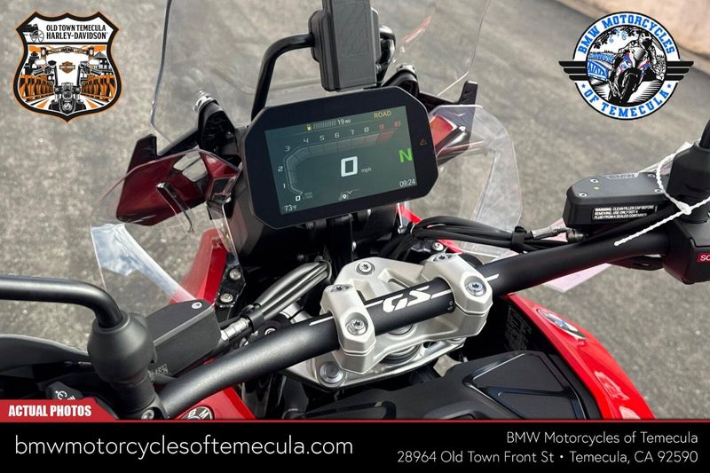 2026 BMW R 1300 GSImage 17