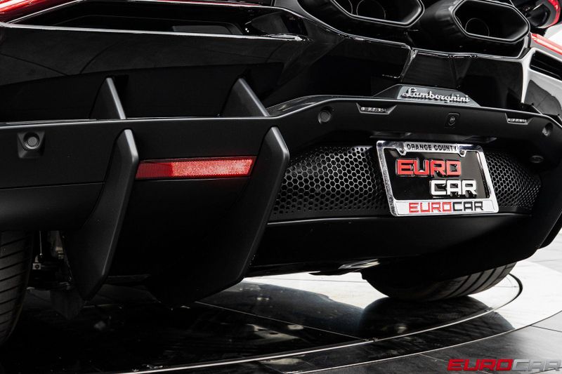 2025 Lamborghini Revuelto *PASSENGER DISPLAY * FULL PPF*Image 23