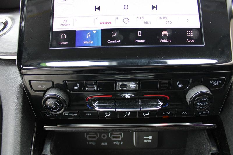 2021 Jeep Grand Cherokee Limited photo 22