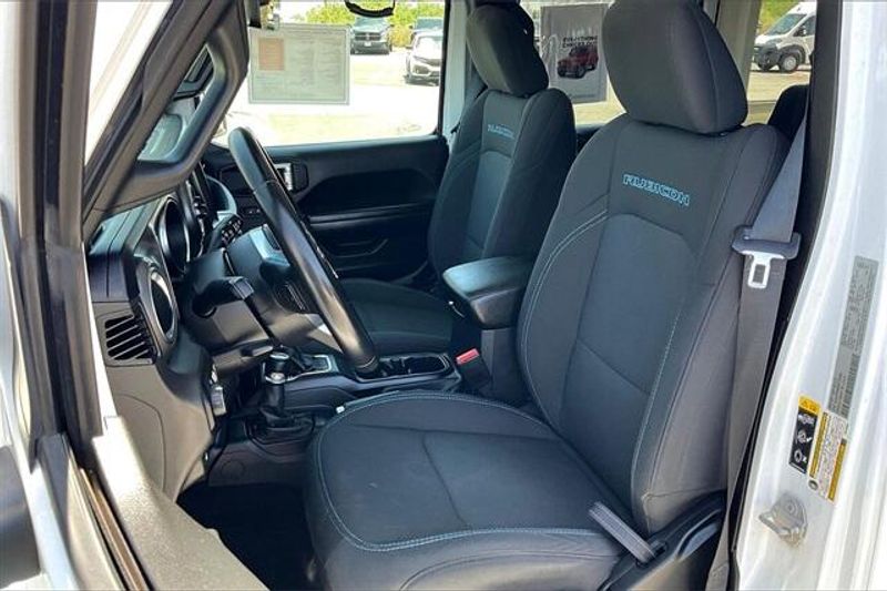 Used 2022 Jeep Wrangler 4xE Unlimited Rubicon 4xeImage 24