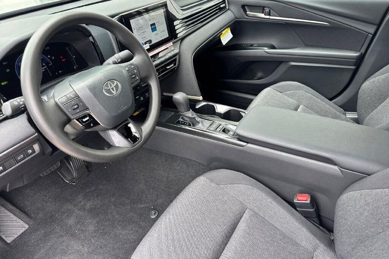 New 2026 Toyota Camry LEImage 9