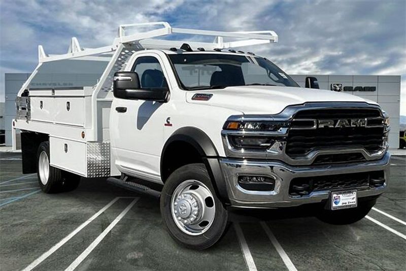 2026 Ram 4500 Tradesman photo 3