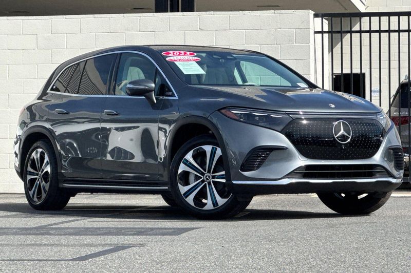 Used 2023 Mercedes-Benz EQS 450Image 2