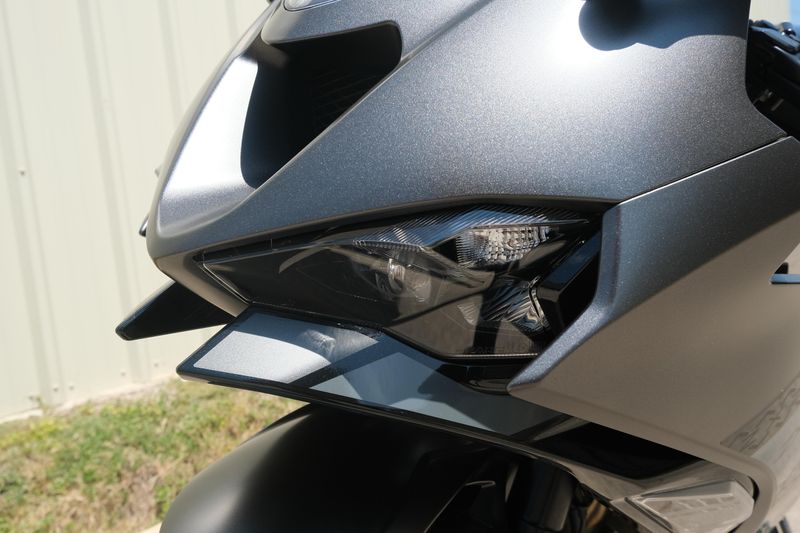 NEW 2026 KAWASAKI NINJA ZX6R ABS Image 13