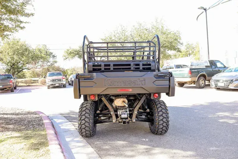 NEW 2026 KAWASAKI MULE PROFXT 820 EPS Image 2