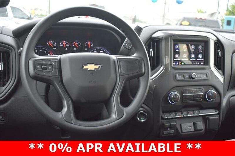 New 2025 Chevrolet Silverado 1500 CustomImage 22