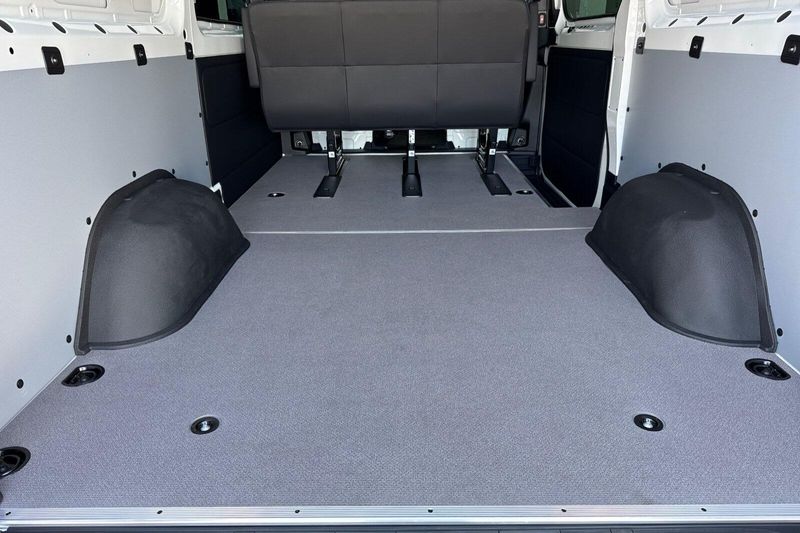 New 2026 Mercedes-Benz Sprinter 2500 Image 12