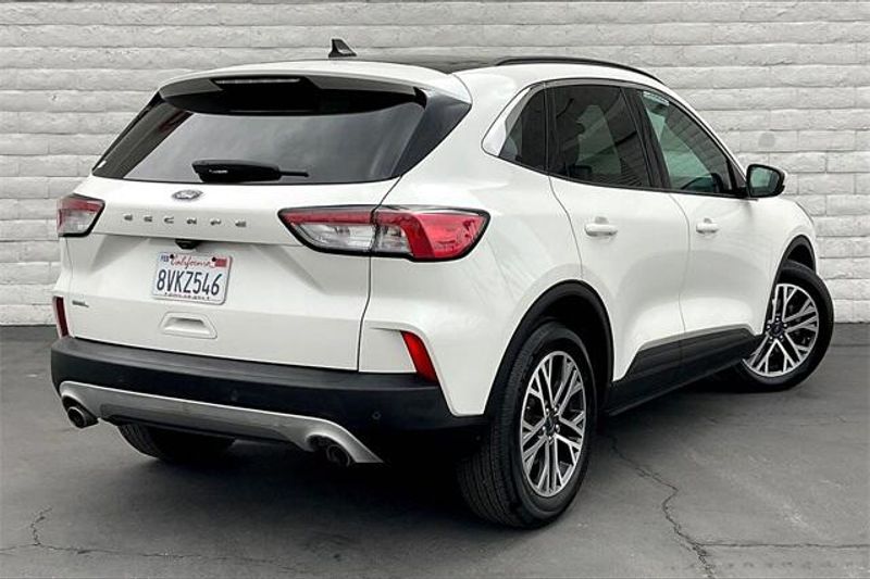 2020 Ford Escape SELImage 13