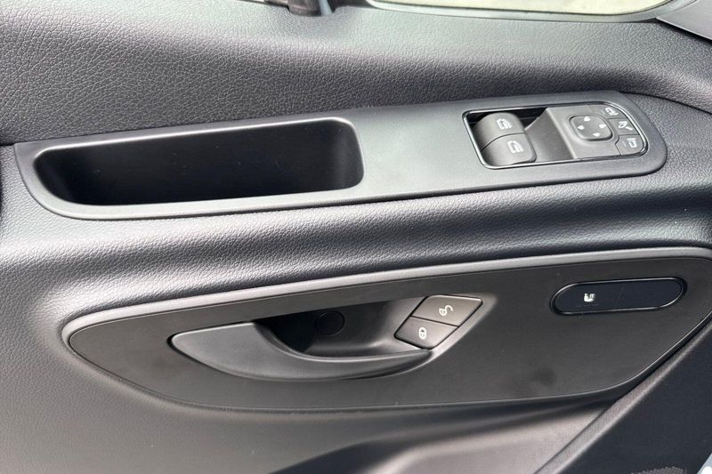 New 2026 Mercedes-Benz Sprinter 2500 Image 8