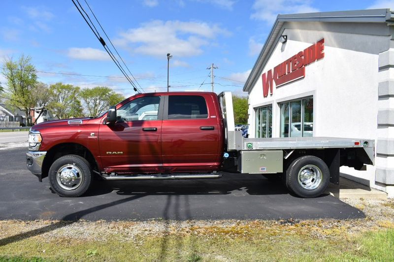 2024 RAM 3500 Chassis Cab SLTImage 4