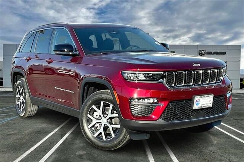 2025 Jeep Grand Cherokee Limited 4x4Image 14