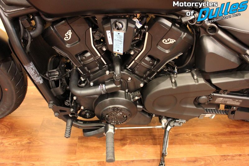 2025 Indian Motorcycle Scout Sixty Bobber Limited Image 9