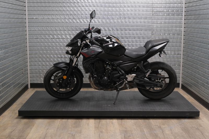 USED 2020 KAWASAKI Z650 ABS Image 6