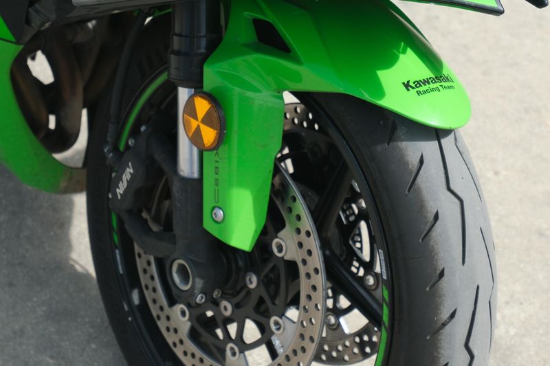 2024 Kawasaki NINJA ZX6R ABS KRT EDITION LIME GREEN AND EBONY Image 17