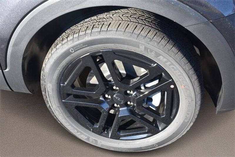 New 2025 Kia Telluride SX X-LineImage 11