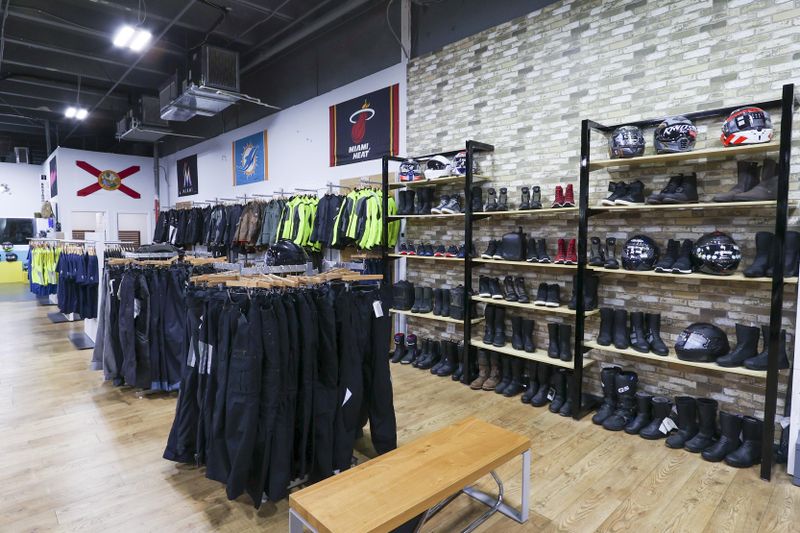 2026 BMW M 1000 RRImage 23