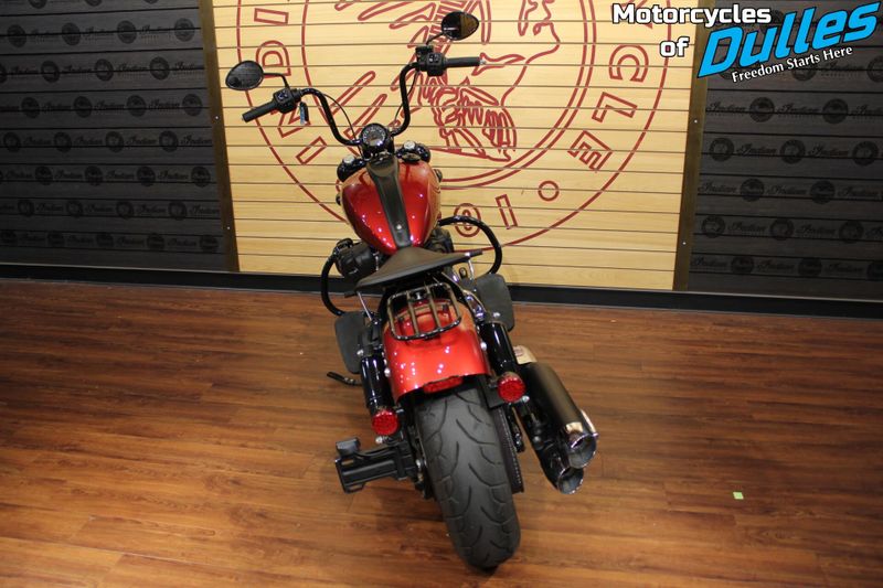 2022 Indian Motorcycle Chief Bobber Image 7