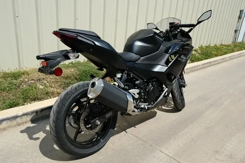 NEW 2026 KAWASAKI NINJA 500 Image 6