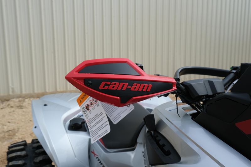 NEW 2026 CAN-AM RENEGADE X MR 1000R Image 10