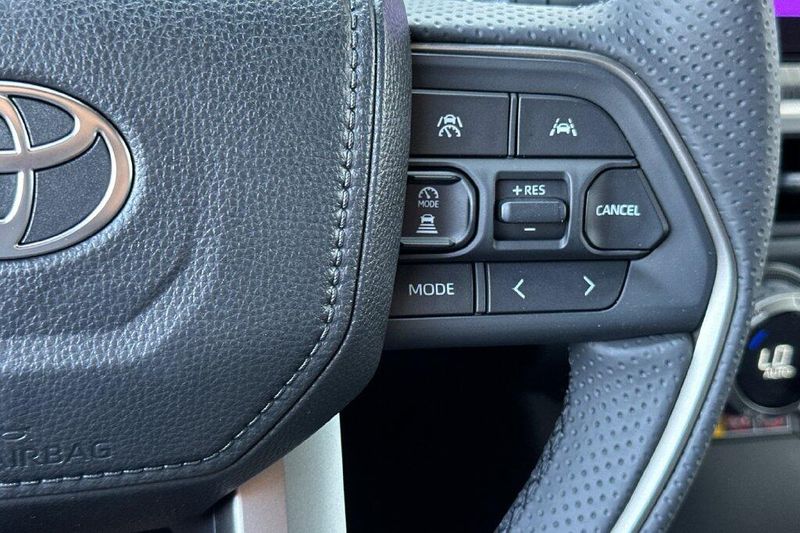 New 2026 Toyota 4Runner i-FORCE MAX Hybrid PlatinumImage 26