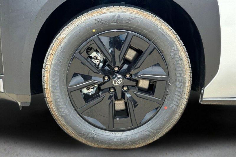 New 2026 Toyota bZ Woodland BaseImage 30