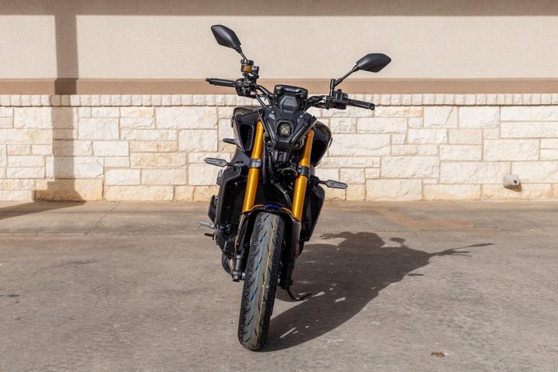 NEW 2025 YAMAHA MT09 SP Image 3