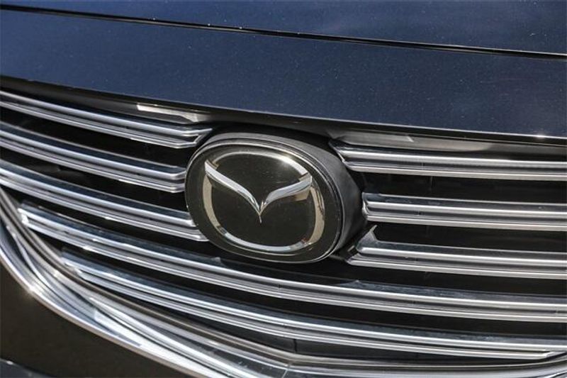 2018 Mazda CX-9 SignatureImage 7