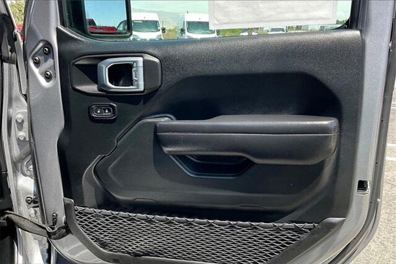 2021 Jeep Wrangler Unlimited RubiconImage 23