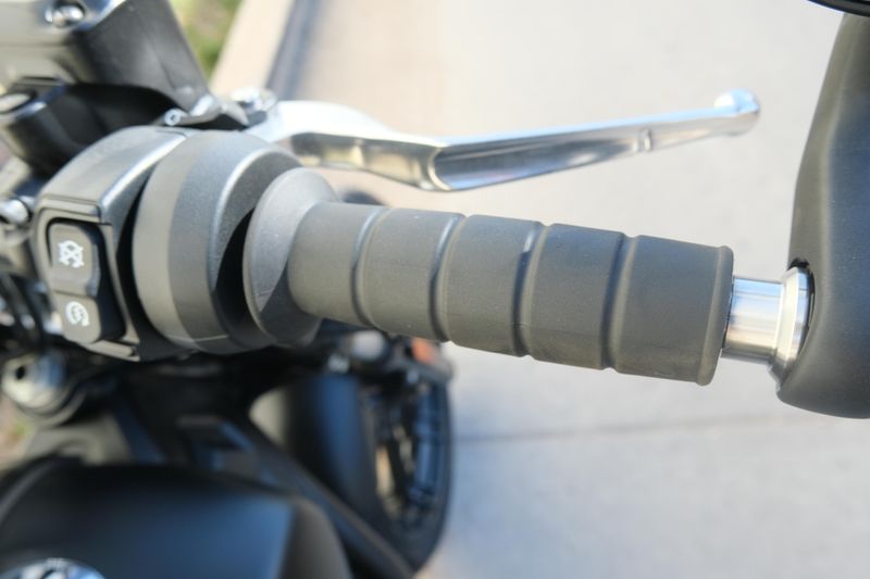 NEW 2025 INDIAN MOTORCYCLE SPORT SCOUT LIMITED WITH TECH PACKAGE  Family PowerSports (877) 886-1997 familypowersports.com 