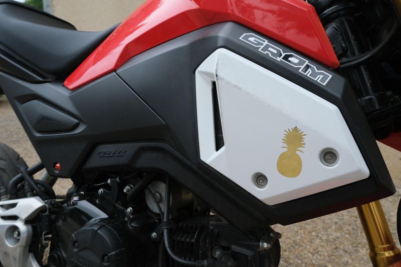 2019 Honda GROM125 RED AND BLACK Image 5