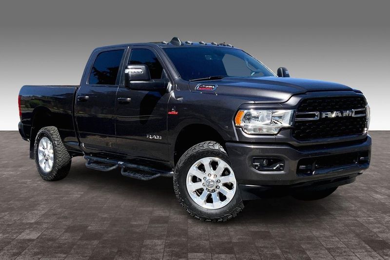 2023 Ram 2500 photo 3