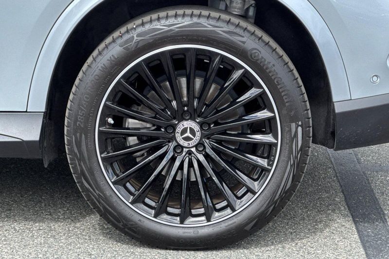 Used 2025 Mercedes-Benz GLC 300Image 34