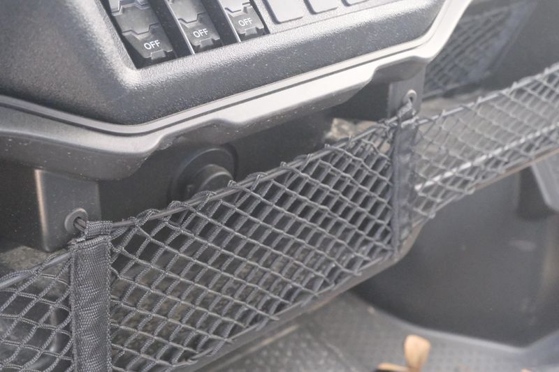 NEW 2025 HONDA PIONEER 10006 DELUXE CREW Image 27