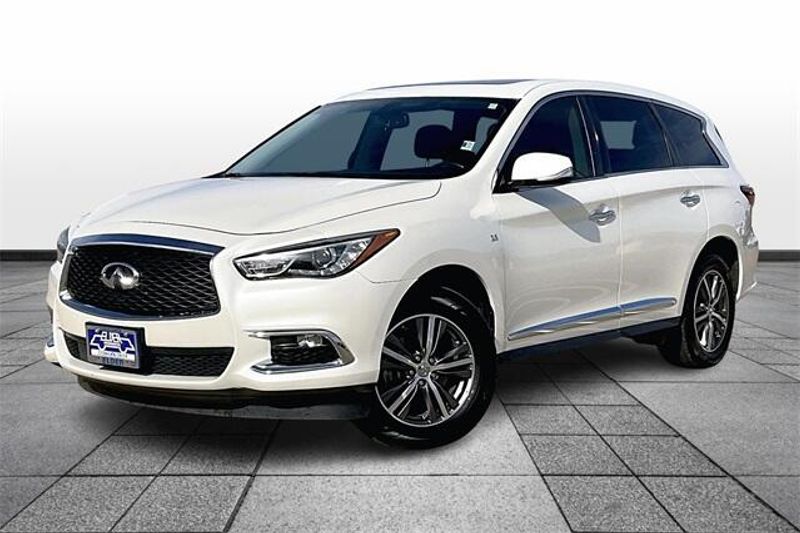 2018 INFINITI QX60 BaseImage 2