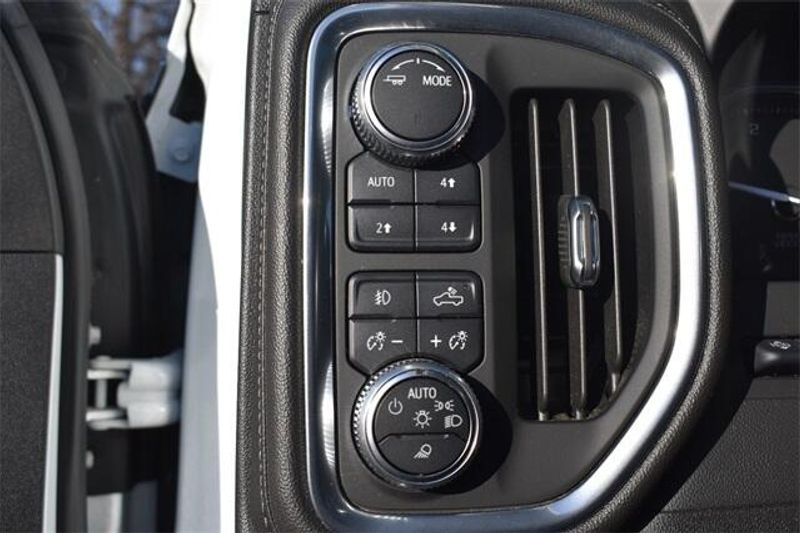 Used 2020 GMC Sierra 3500HD DenaliImage 29