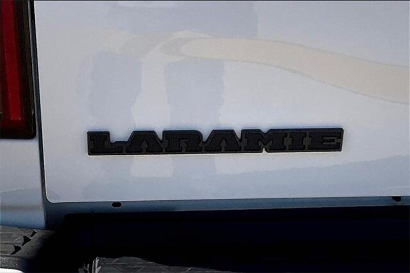 2024 RAM 3500 Laramie Crew Cab 4x4 8