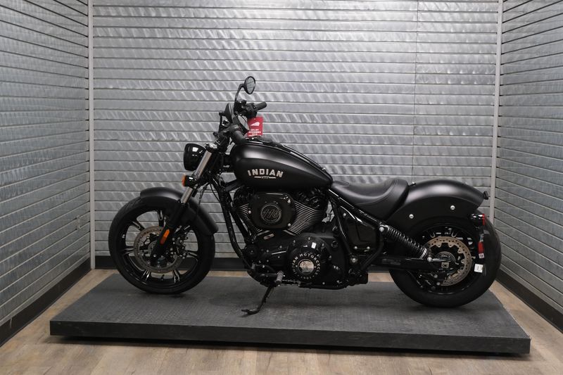 NEW 2025 INDIAN MOTORCYCLE CHIEF DARK HORSE  Family PowerSports (877) 886-1997 familypowersports.com 