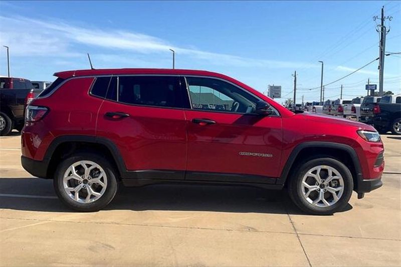 2025 Jeep Compass Sport 4x4Image 16