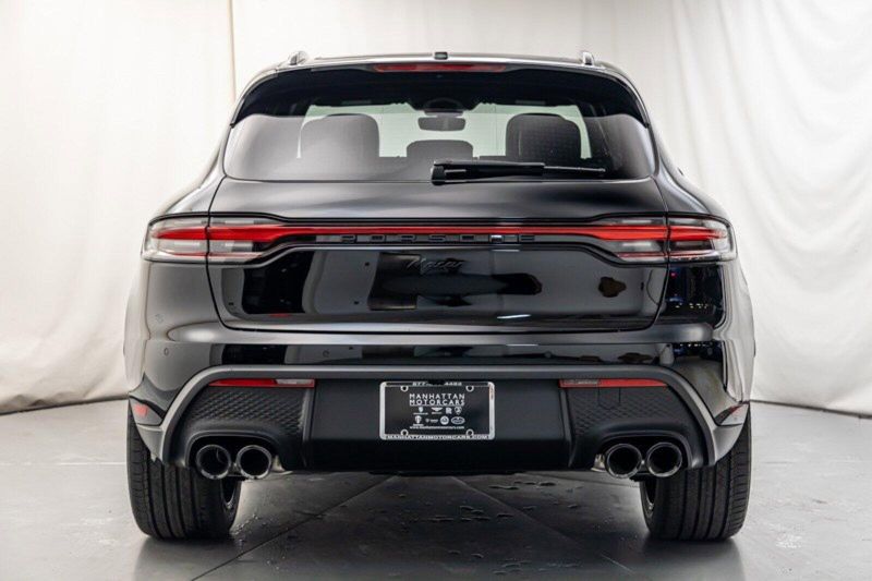 2024 Porsche Macan Image 4