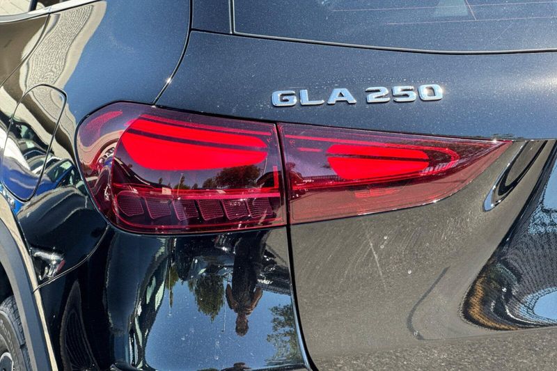 New 2026 Mercedes-Benz GLA-Class GLAGLA 250Image 23