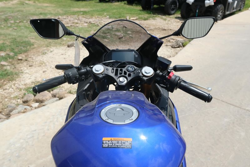 2025 Yamaha YZFR3 ABS TEAM BLUE Image 16