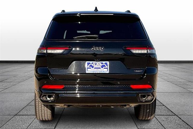 2025 Jeep Grand Cherokee L Summit Reserve 4x4Image 4