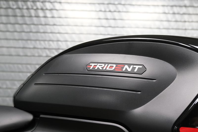 USED 2023 TRIUMPH TRIDENT 660 Image 10