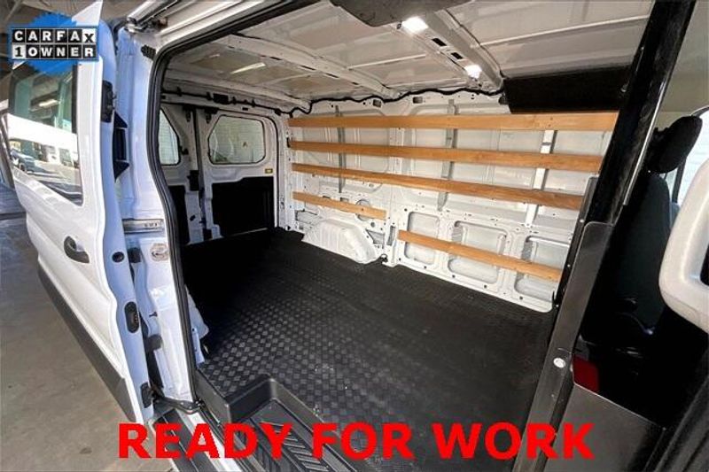 Used 2024 Ford Transit-250 Cargo Van BaseImage 23