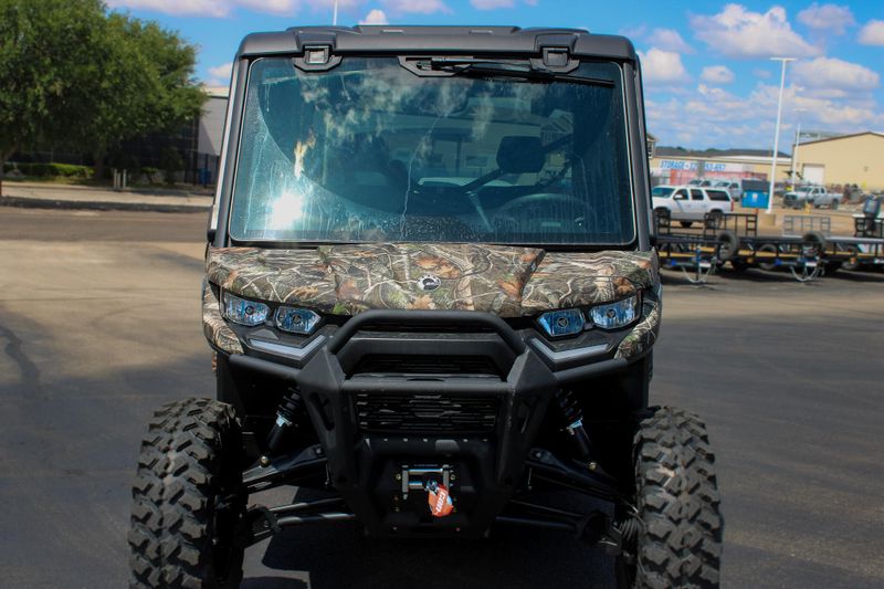 2025 Can-Am DEFENDER MAX LIMITED CAB HD10 WILDLAND CAMO Image 24